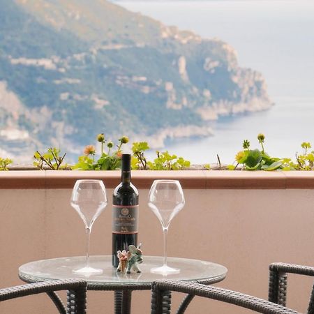 A Due Passi Hotel Ravello Bagian luar foto